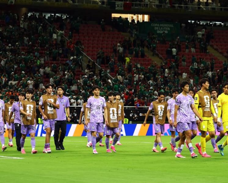 South Korea coach urges players to move on from Mexico defeat