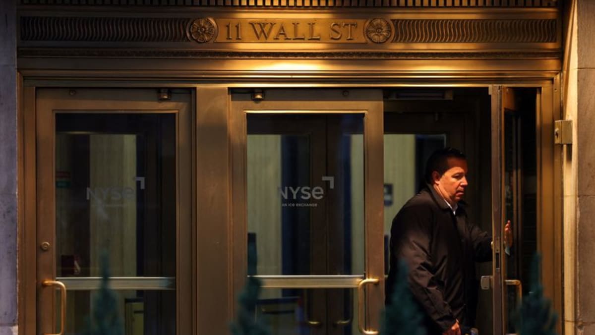 US stocks fall as Fed convenes; euro gains as Germany passes debt reform