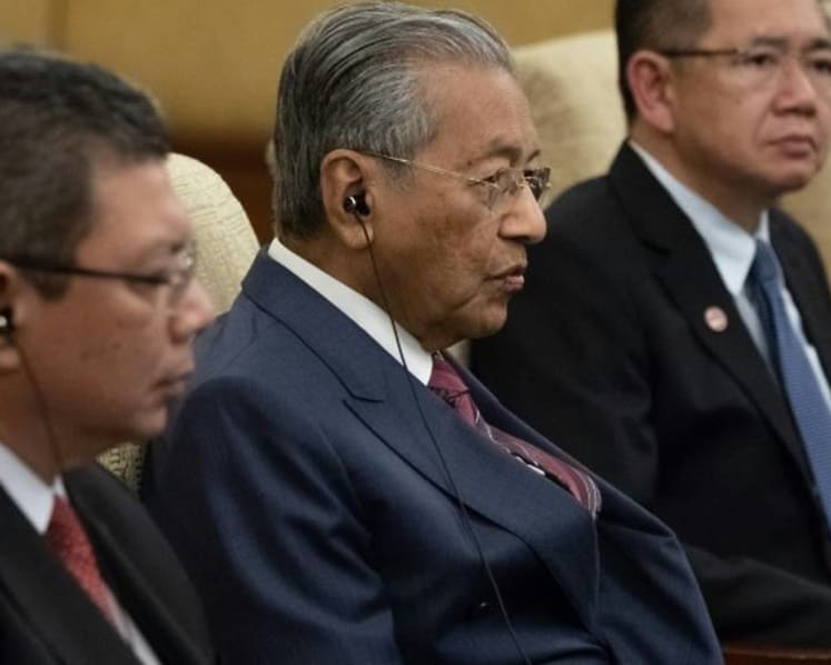 Malaysia can learn from China: PM Mahathir