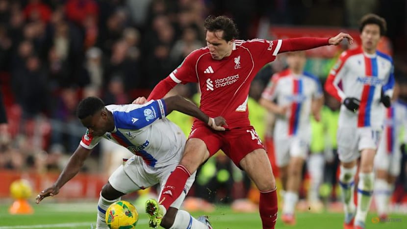 Liverpool thrashed by Palace, holders Newcastle through in League Cup