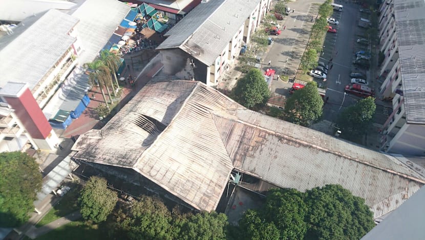 Fire guts Jurong West wet market, coffee shop