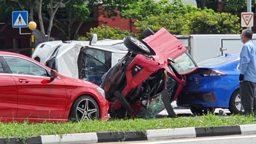 Woman driver taken to CGH after pile-up involving 5 cars, lorry and motorcycle in Pasir Ris