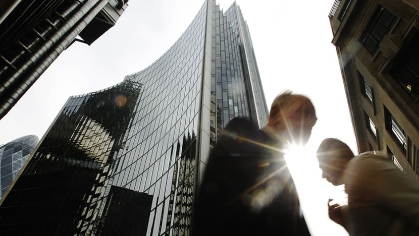 Smart people are not always the best investors