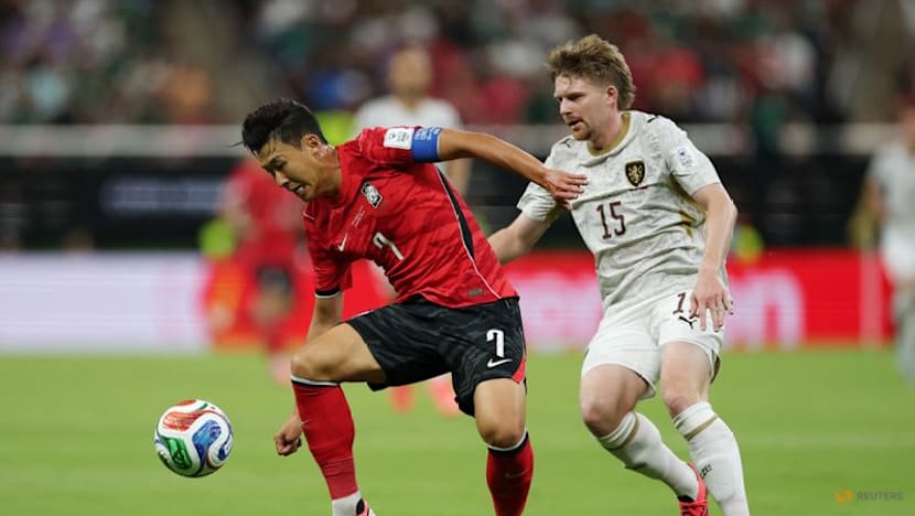 With fighting spirit, South Korea's beauty triumphs over Czech set-piece beasts