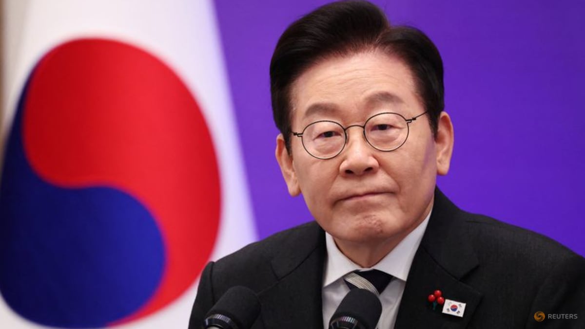 South Korea's Lee calls for probe into links between religious group and politics