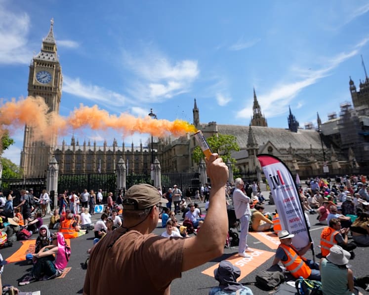 Protesters in UK decry climate change after record heatwave