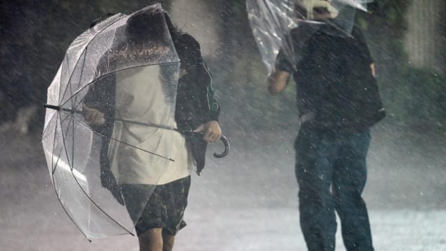 台风杜鹃重创日本关东  死亡人数增至七人
