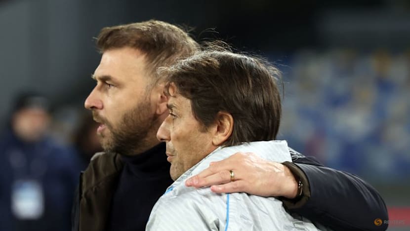 Napoli fight back to snatch draw at home to struggling Verona