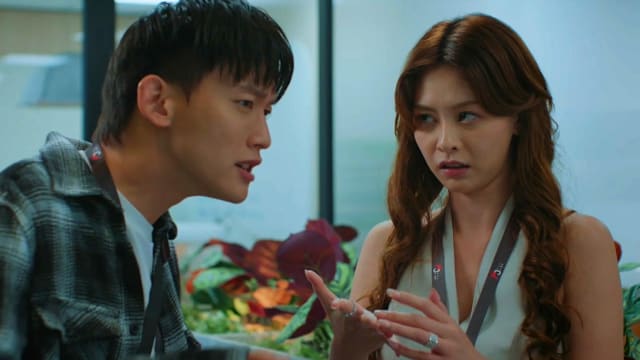 职不值得（第12集）：俊杰遇袭受伤