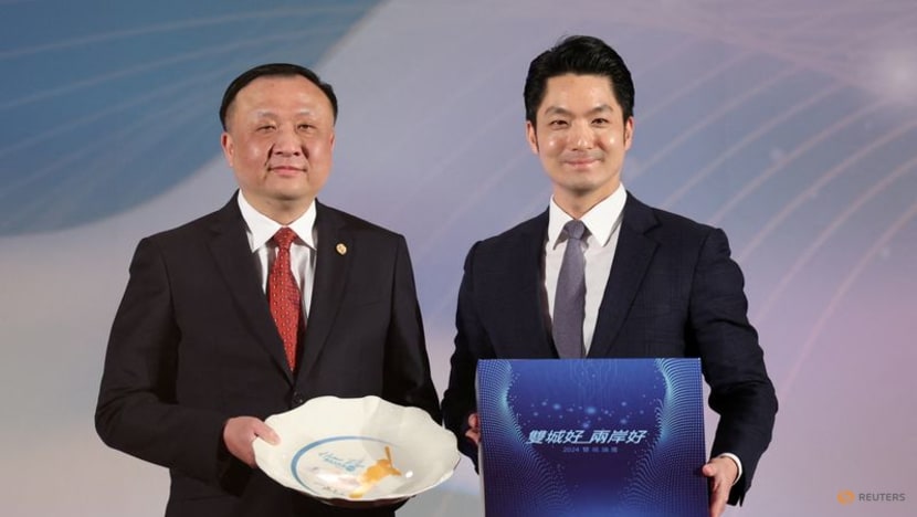 Taipei mayor calls for reduced tensions during rare visit of Chinese officials Taipei mayor calls for reduced tensions during rare visit of Chinese officials