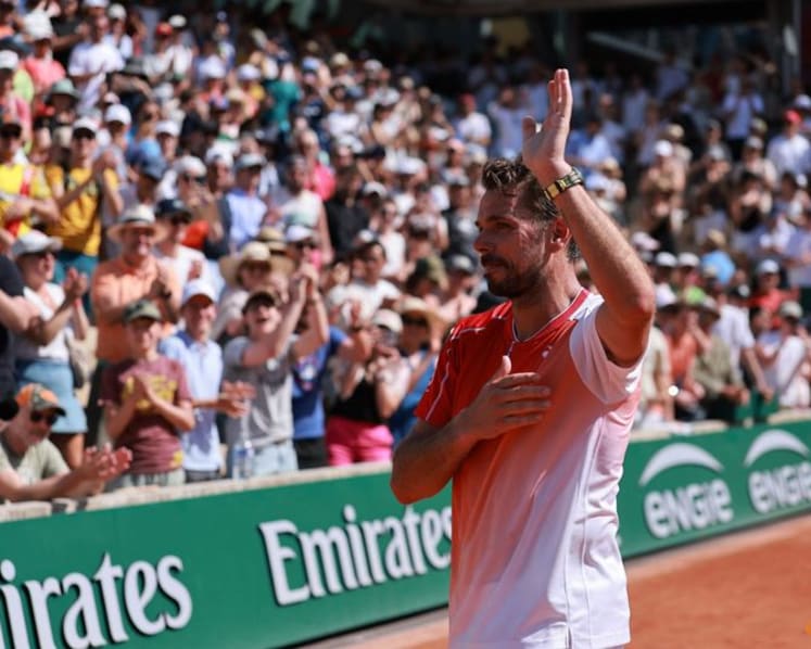 Emotional Wawrinka bows out of final French Open with loss to De Jong