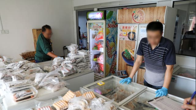 无照经营冷藏库非法进口食品 两女各被罚款2万多元