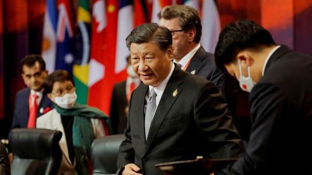 习近平：亚太不应成为大国角斗场 不允许“新冷战”图谋