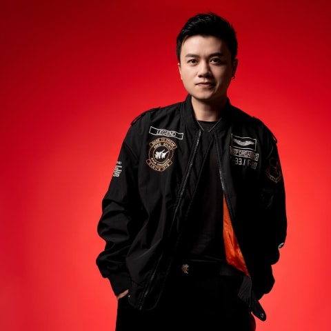 包尚泽逆转不顺命运,历经坎坷终迎佳音!在经历了艰难的一年后,他首次挺进“10大”榜单,发布感性长文揭秘心路历程