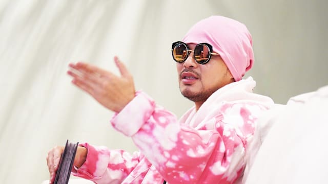 黄明志保释后和谢薇安私讯联系？