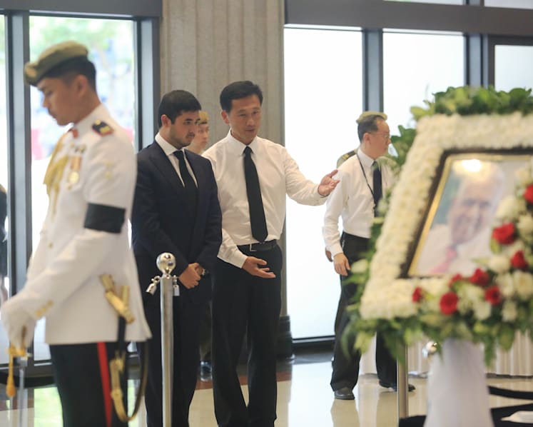 Young and old bid goodbye to S R Nathan