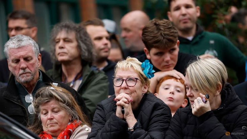 Ricky Hatton's funeral draws thousands in Manchester tribute
