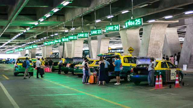 担心柴油短缺 泰国曼谷机场德士减半运营
