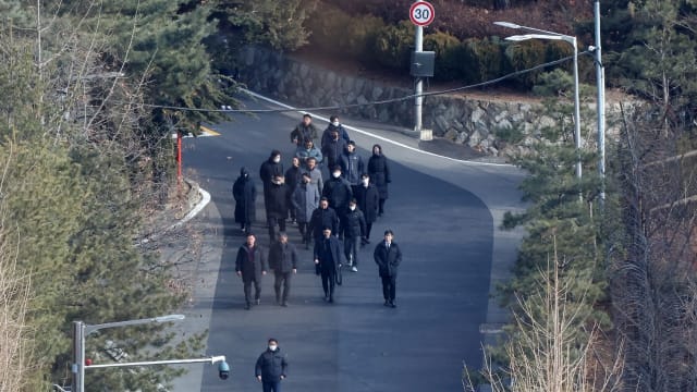 出于安全考虑 韩国公调处暂停对尹锡悦执行逮捕令