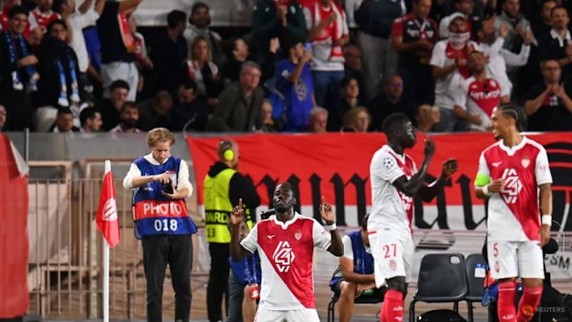 Late penalty gives Monaco 2-2 draw with Man City