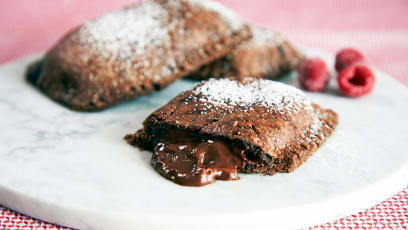 Make A McDonald's-Inspired Molten Chocolate Pie