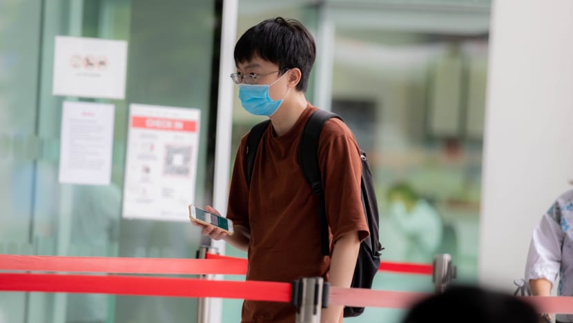 Ex-NTU researcher jailed for taking upskirt photos of 400 women over 6 years, including on campus