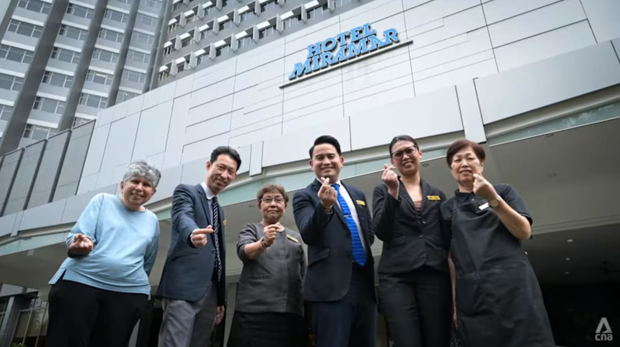 美丽华酒店员工惜别数十年友情与回忆“如同一家人” - 8world