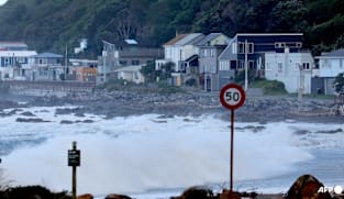 Hundreds evacuated as waves batter New Zealand capital