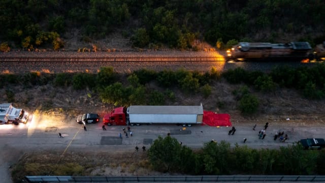美国得州集装箱闷死偷渡客 增至51人
