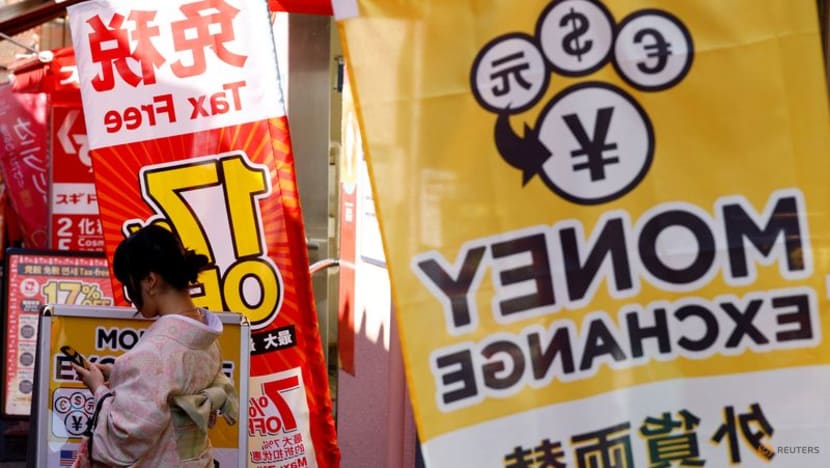 Yen gains as some BOJ policymakers see rate hike soon Yen gains as some BOJ policymakers see rate hike soon