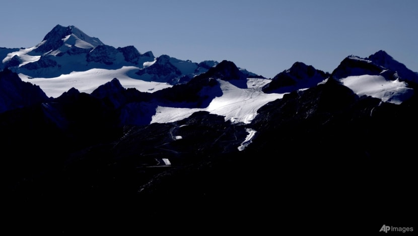 As Alpine glaciers slowly disappear, new landscapes are appearing in their place As Alpine glaciers slowly disappear, new landscapes are appearing in their place