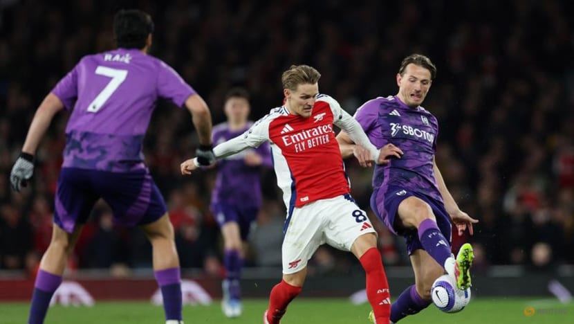 Saka seals comeback with goal as Arsenal beat Fulham