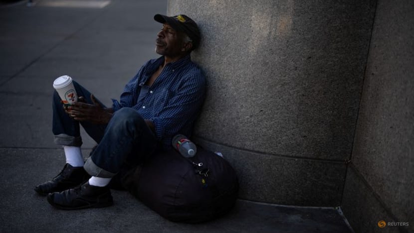 Extreme early-summer heatwave peaks in western US Extreme early-summer heatwave peaks in western US