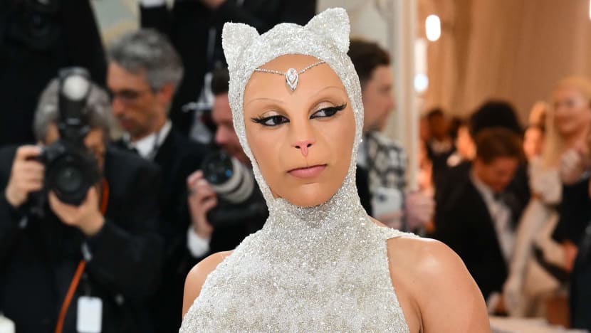 Met Gala 2023... வாயைப் பிளக்க வைத்த ஆடைகள்... Met Gala 2023... வாயைப் பிளக்க வைத்த ஆடைகள்...