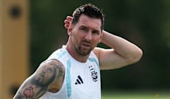 Savour every Messi moment rather than count down his games, says De Paul
