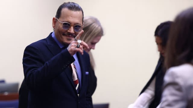 Johnny Depp胜诉！Amber Heard惨赔近1500万元