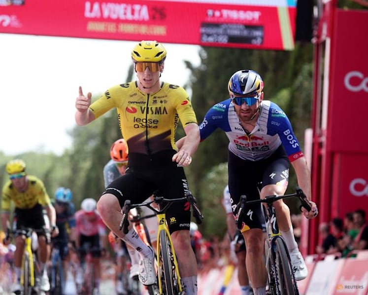 Briton Brennan triumphs in Vuelta stage 11, Mas retains red