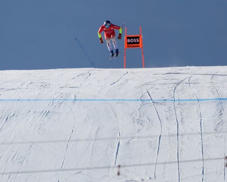 Alpine skiing-Unstoppable Swiss Odermatt wins Kitzbuehel super-G