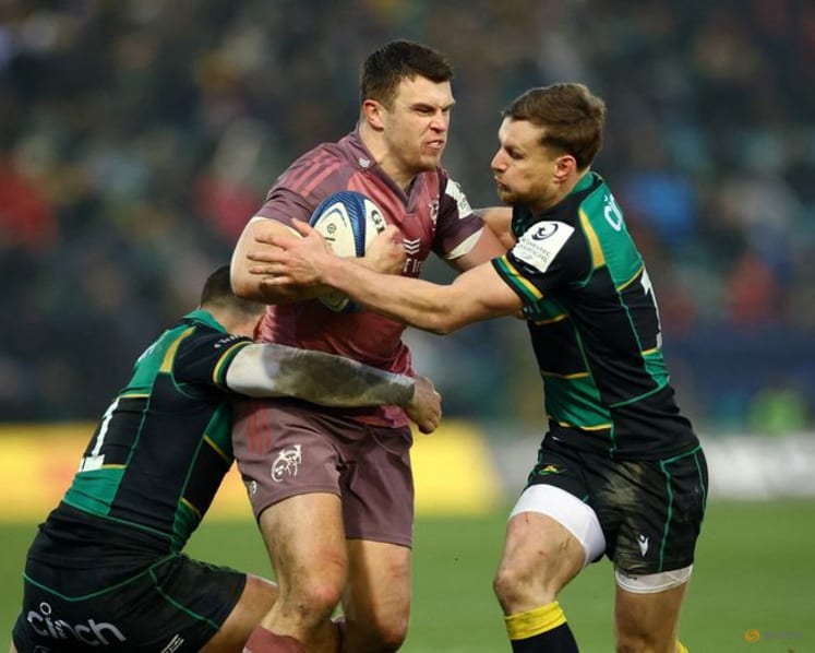 'Roy of the Rovers' Farrell to get Ireland debut aged 32