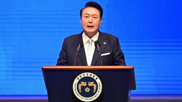 韩国执政党通过决定 反对弹劾尹锡悦