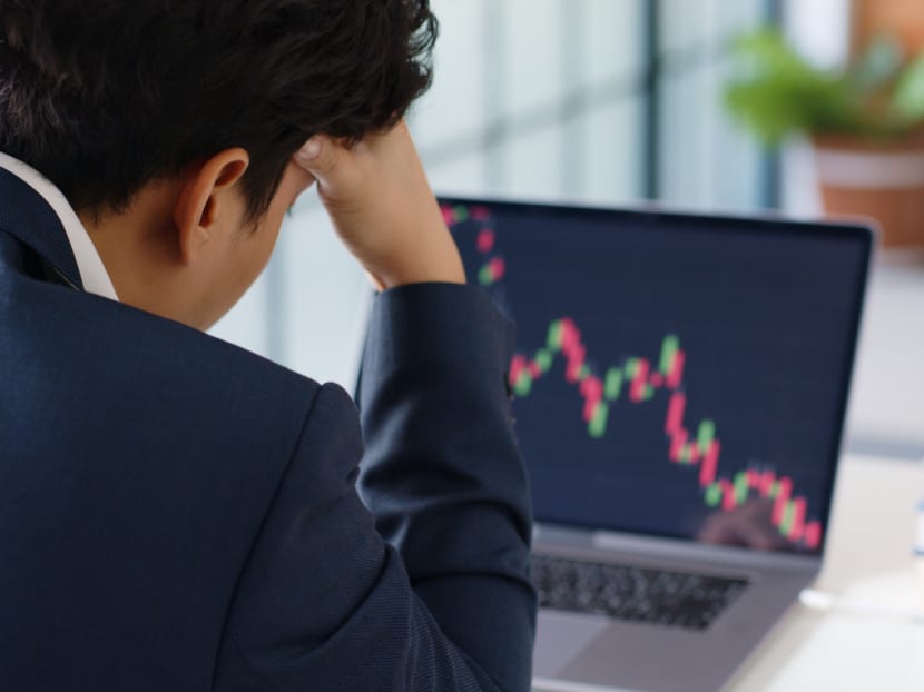 Commentary: Is it time for stock market investors to hold or fold?