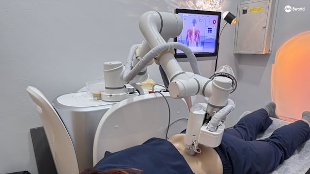 人工智能融入中医推拿抓药 推动传承与创新