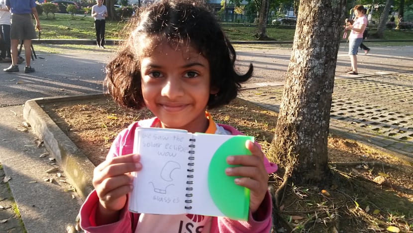 S’poreans flock outdoors for early morning solar date