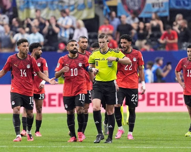 FIFA refereeing chief rejects claims of bias in Argentina's win over Egypt