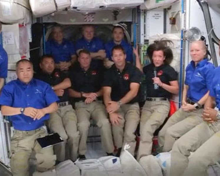 Biggest space station crowd in decade after SpaceX arrival
