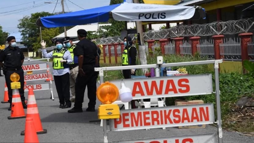 COVID-19: Semua laluan ke Kuala Sanglang ditutup sepenuhnya pagi esok - Ketua Polis Perlis COVID-19: Semua laluan ke Kuala Sanglang ditutup sepenuhnya pagi esok - Ketua Polis Perlis