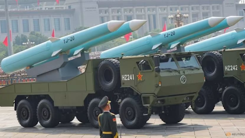 நிலம், ஆகாயம், கடலிலிருந்து ஏவும் அணுவாயுத ஏவுகணையை உலகிற்குக் காட்டிய சீனா