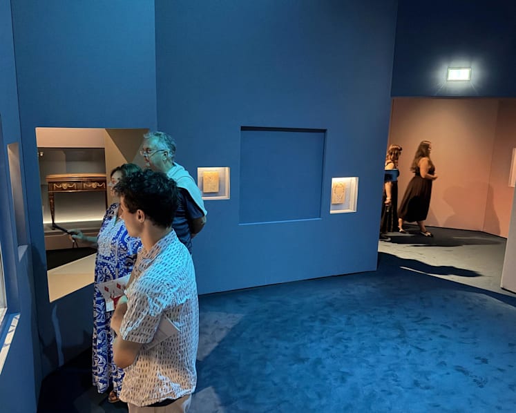 Thieves buy tickets before plundering necklace from Vienna museum