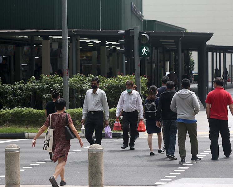 About 52,000 employees in Singapore remain unvaccinated against Covid-19: MOM