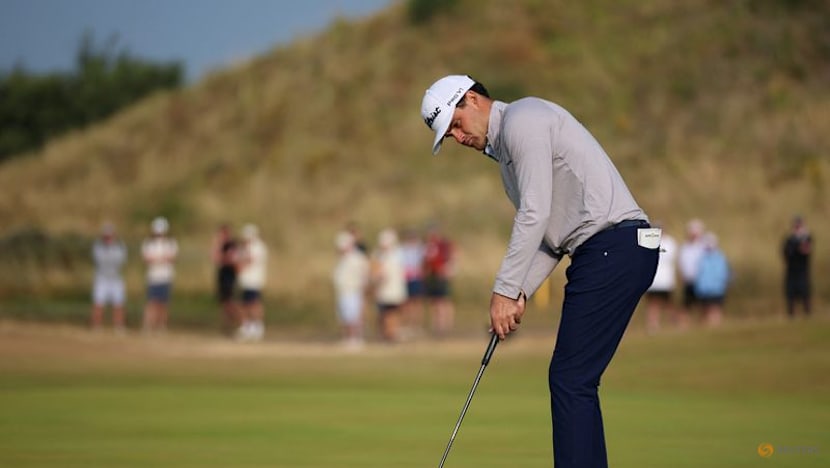 Australian Herbert moves top of Open leaderboard with birdie blitz